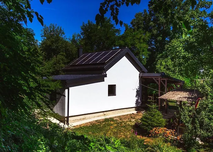 Marina Na Obali Dunava Tatil Evi