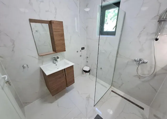 Marina Na Obali Dunava Tatil Evi *