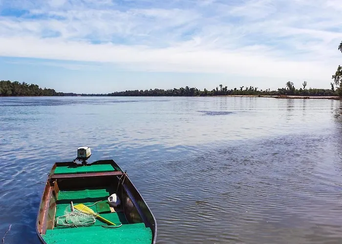 Marina Na Obali Dunava Tatil Evi Nestin